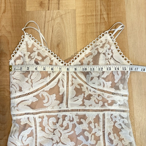 Lulu's White Lace Midi Dress - Picture 5 of 13